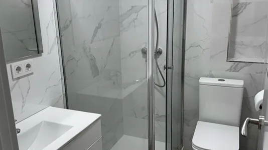 Rooms in Málaga - photo 6