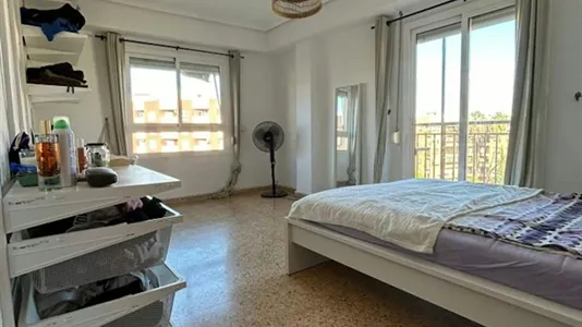 Rooms in la Punta - photo 9