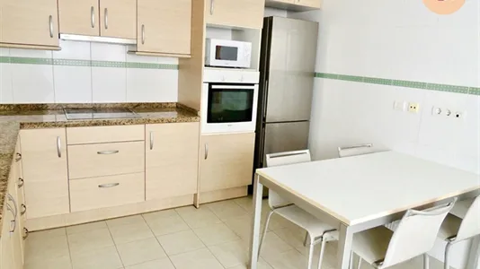 Rooms in Castellón de la Plana/Castelló de la Plana - photo 7