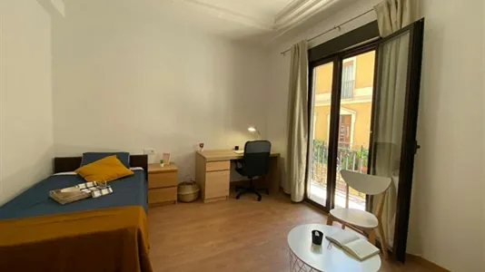 Rooms in Valencia Ciutat Vella - photo 6