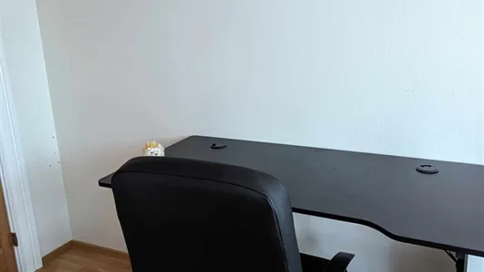 Rooms in Reykjavík Hlíðar - photo 4