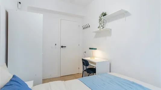 Rooms in Burjassot - photo 3