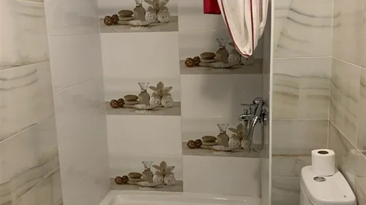 Rooms in Málaga - photo 9