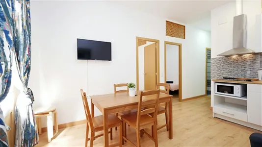 Rooms in Barcelona Ciutat Vella - photo 6