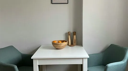 Apartments in Berlin Charlottenburg-Wilmersdorf - photo 2