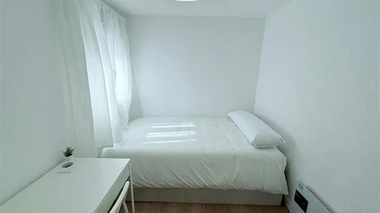 Rooms in Los Berrocales - photo 2