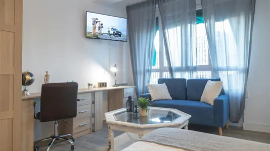Rooms in Madrid Chamartín - photo 3