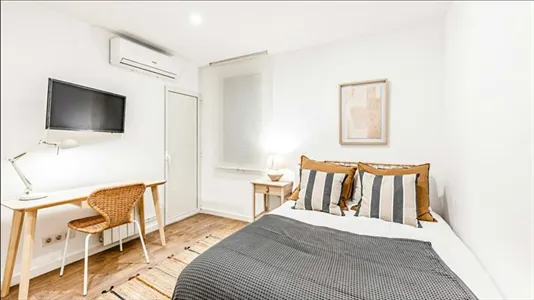 Rooms in Barcelona Sant Andreu - photo 1