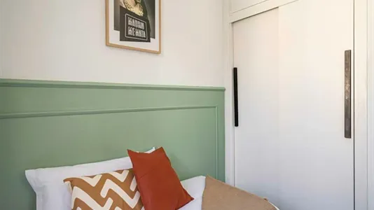 Rooms in Madrid Centro - photo 7