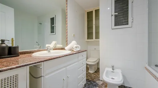 Rooms in Madrid Tetuán - photo 9