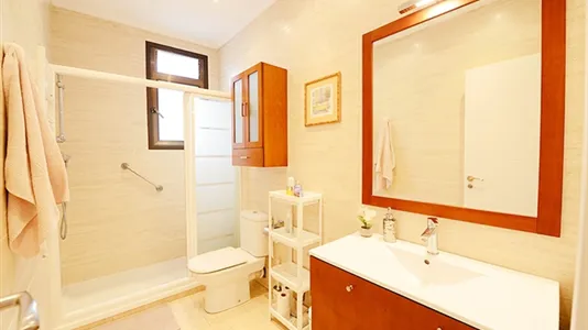 Rooms in Bilbao - photo 7