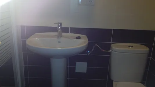 Rooms in Málaga - photo 7