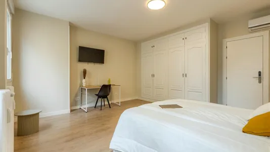 Rooms in Madrid Salamanca - photo 3
