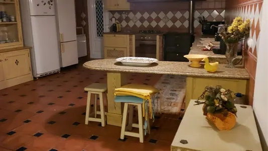 Houses in Marinha Grande - photo 6