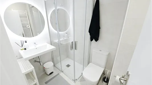 Rooms in Bilbao - photo 9