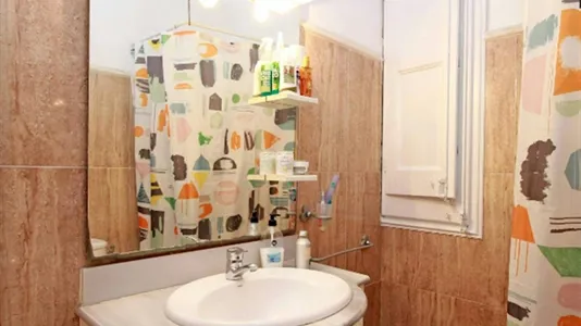 Rooms in Barcelona Eixample - photo 4
