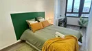 Room for rent, Valencia Ciutat Vella, Valencia (region), &lt;span class=&quot;blurred street&quot; onclick=&quot;ProcessAdRequest(13844342)&quot;&gt;&lt;span class=&quot;hint&quot;&gt;See streetname&lt;/span&gt;[xxxxxxxxxxxxx]&lt;/span&gt;