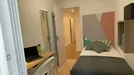 Room for rent, Barcelona Sarrià-St. Gervasi, Barcelona, &lt;span class=&quot;blurred street&quot; onclick=&quot;ProcessAdRequest(7750598)&quot;&gt;&lt;span class=&quot;hint&quot;&gt;See streetname&lt;/span&gt;[xxxxxxxxxxxxx]&lt;/span&gt;