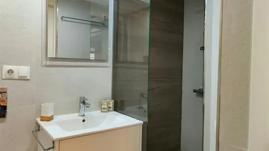 Apartments in Barcelona Ciutat Vella - photo 3