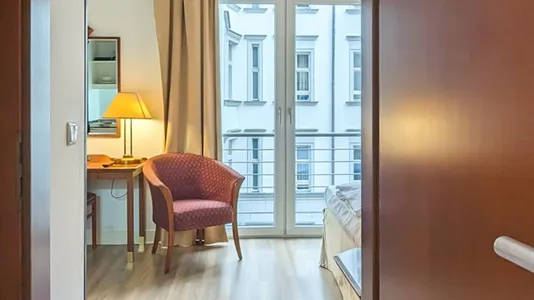 Apartments in Berlin Charlottenburg-Wilmersdorf - photo 4