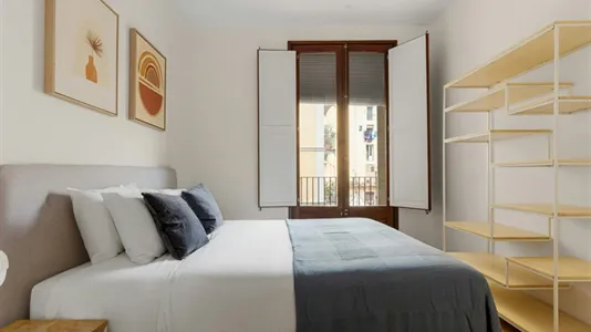 Apartments in Barcelona Ciutat Vella - photo 10