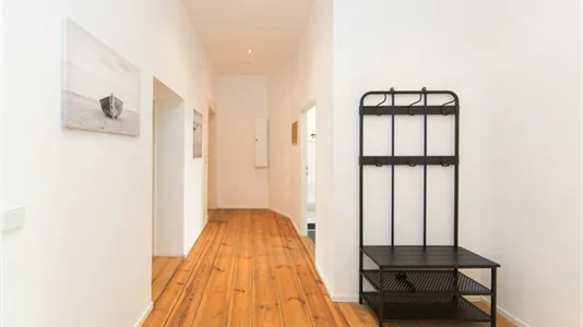 Rooms in Berlin Charlottenburg-Wilmersdorf - photo 4