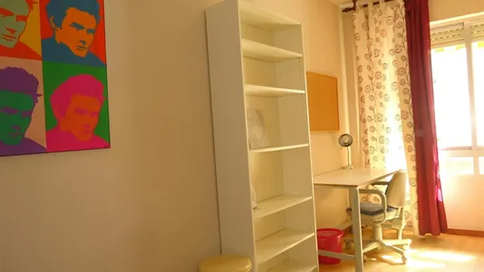 Rooms in Córdoba - photo 5