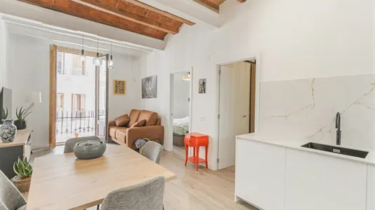 Apartments in Barcelona Sants-Montjuïc - photo 1