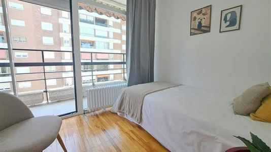 Rooms in Madrid Chamartín - photo 4