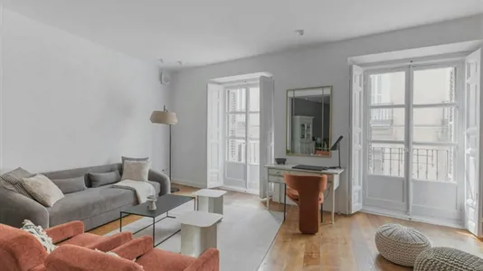 Apartments in Madrid Centro - photo 2