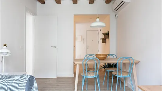 Apartments in Barcelona Ciutat Vella - photo 9