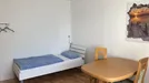 Apartment for rent, Hannover, Niedersachsen, &lt;span class=&quot;blurred street&quot; onclick=&quot;ProcessAdRequest(7712865)&quot;&gt;&lt;span class=&quot;hint&quot;&gt;See streetname&lt;/span&gt;[xxxxxxxxxxxxx]&lt;/span&gt;