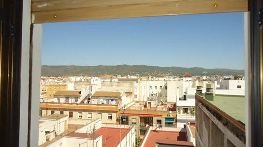 Rooms in Córdoba - photo 5