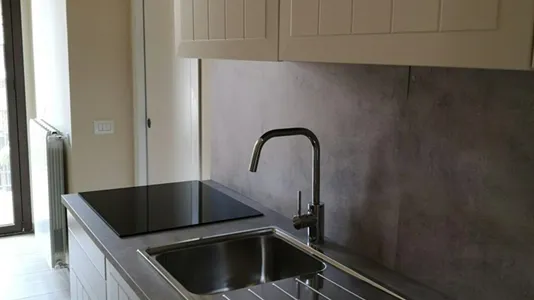 Rooms in Milano Zona 2 - Stazione Centrale, Gorla, Turro, Greco, Crescenzago - photo 8