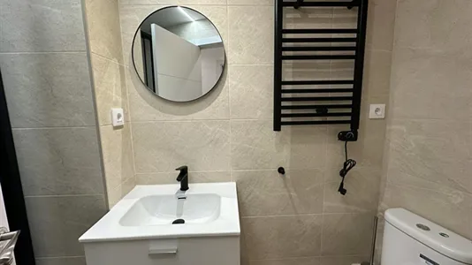 Rooms in Madrid Tetuán - photo 10