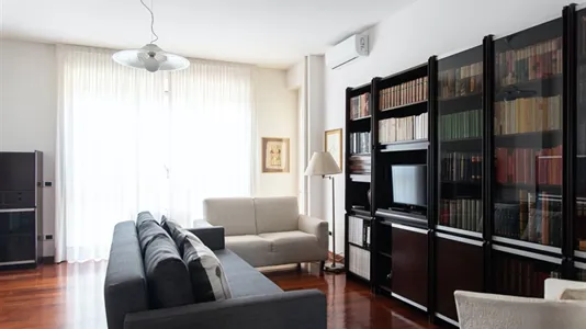 Apartments in Milano Zona 6 - Barona, Lorenteggio - photo 5