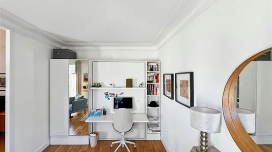 Apartments in Paris 15ème arrondissement - photo 4