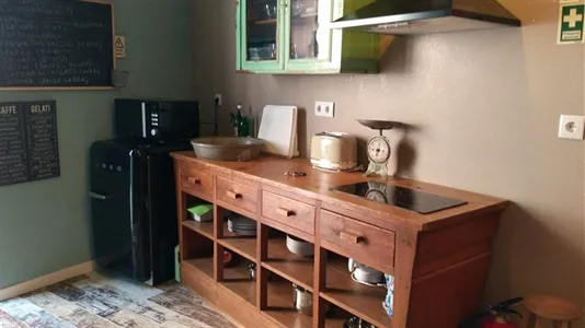 Houses in Location is not specified - photo 9