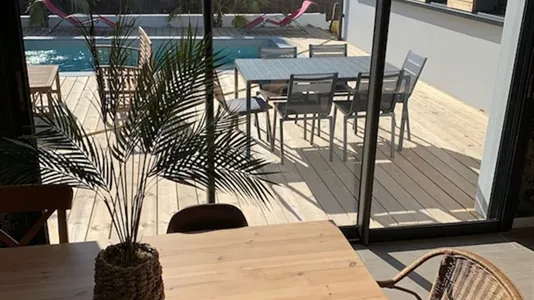 Houses in Toulon - photo 6