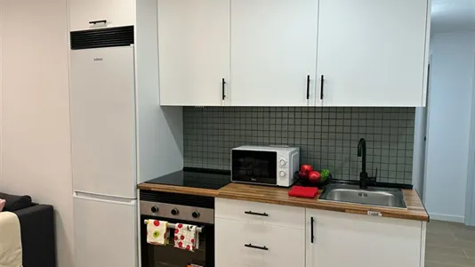 Rooms in Madrid Carabanchel - photo 5