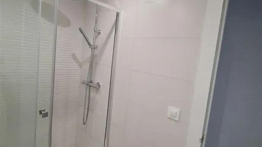 Rooms in Barcelona Sant Martí - photo 4