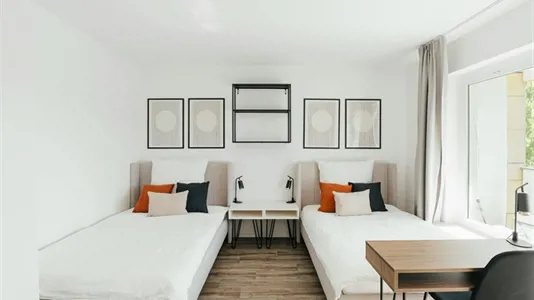Apartments in Berlin Charlottenburg-Wilmersdorf - photo 2