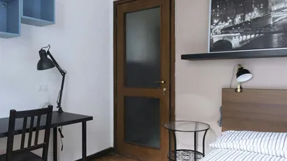 Room for rent in Milano Zona 1 - Centro storico, Milan