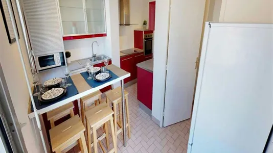 Rooms in Lyon - photo 9