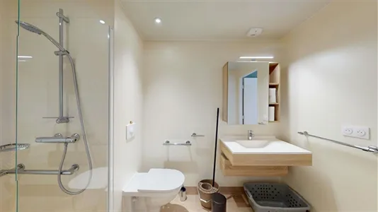 Rooms in Nanterre - photo 9