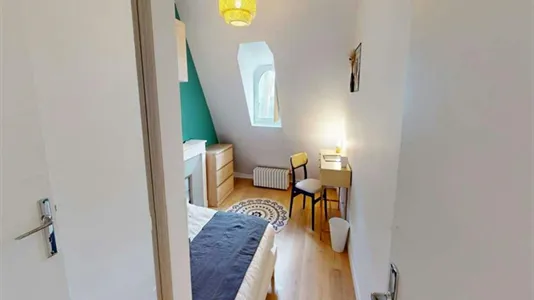 Rooms in Paris 8ème arrondissement - photo 4