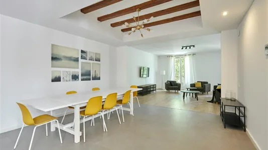 Apartments in Barcelona Ciutat Vella - photo 4