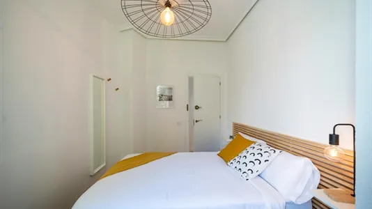 Rooms in Valencia Extramurs - photo 7