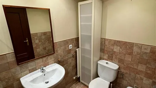 Rooms in Vitoria-Gasteiz - photo 4
