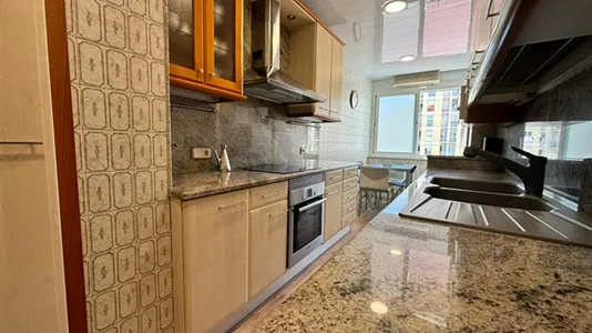 Rooms in Barcelona Eixample - photo 10